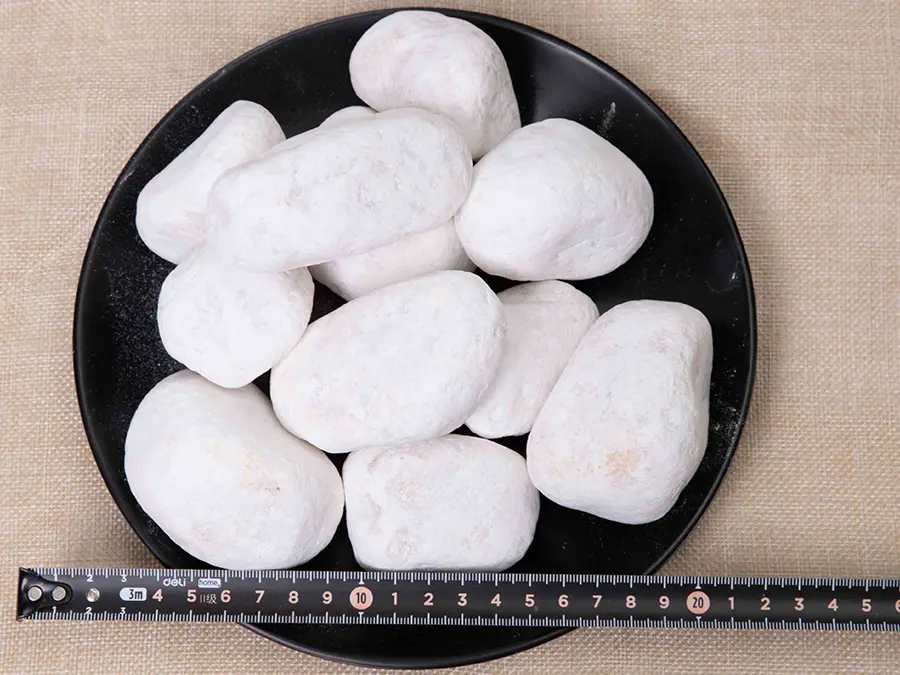 3-5cm snow white pebble stone