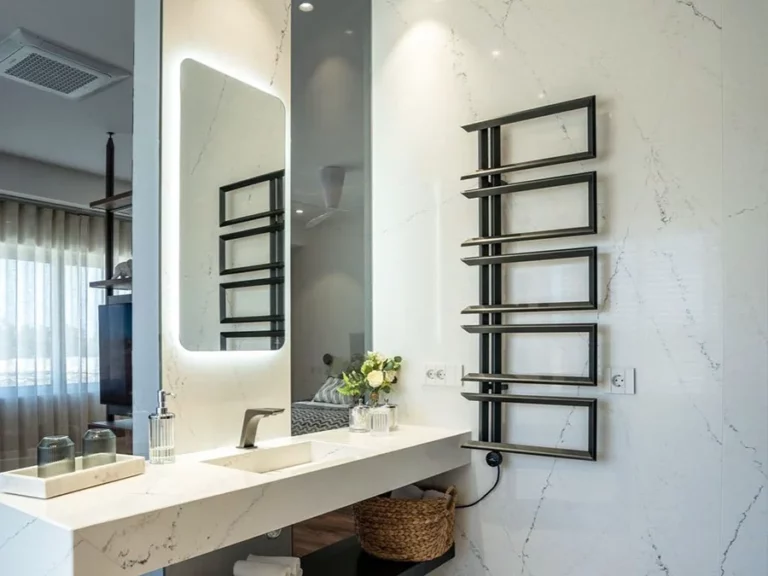 Quartz Bathroom Wall